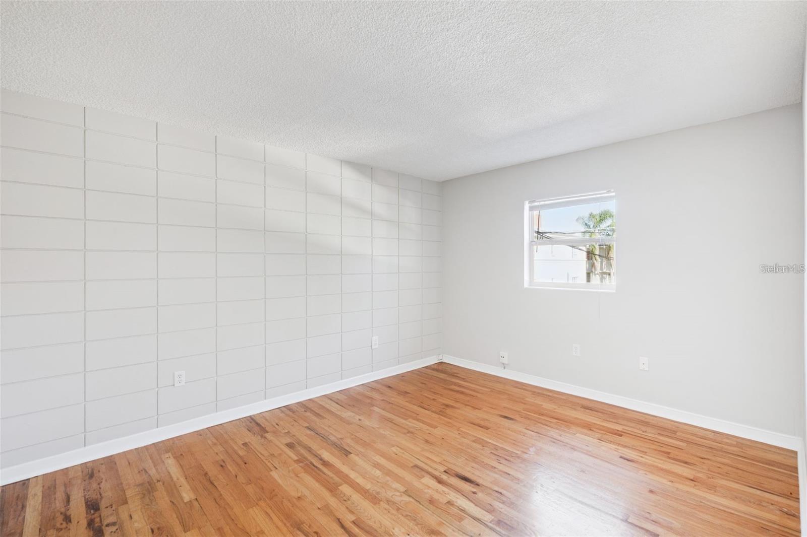 320 Lakeview St #213 Property Photo 14