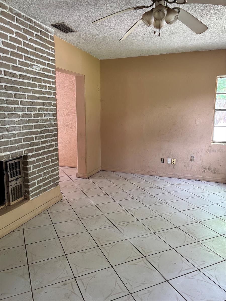 1014 37th St Property Photo 23