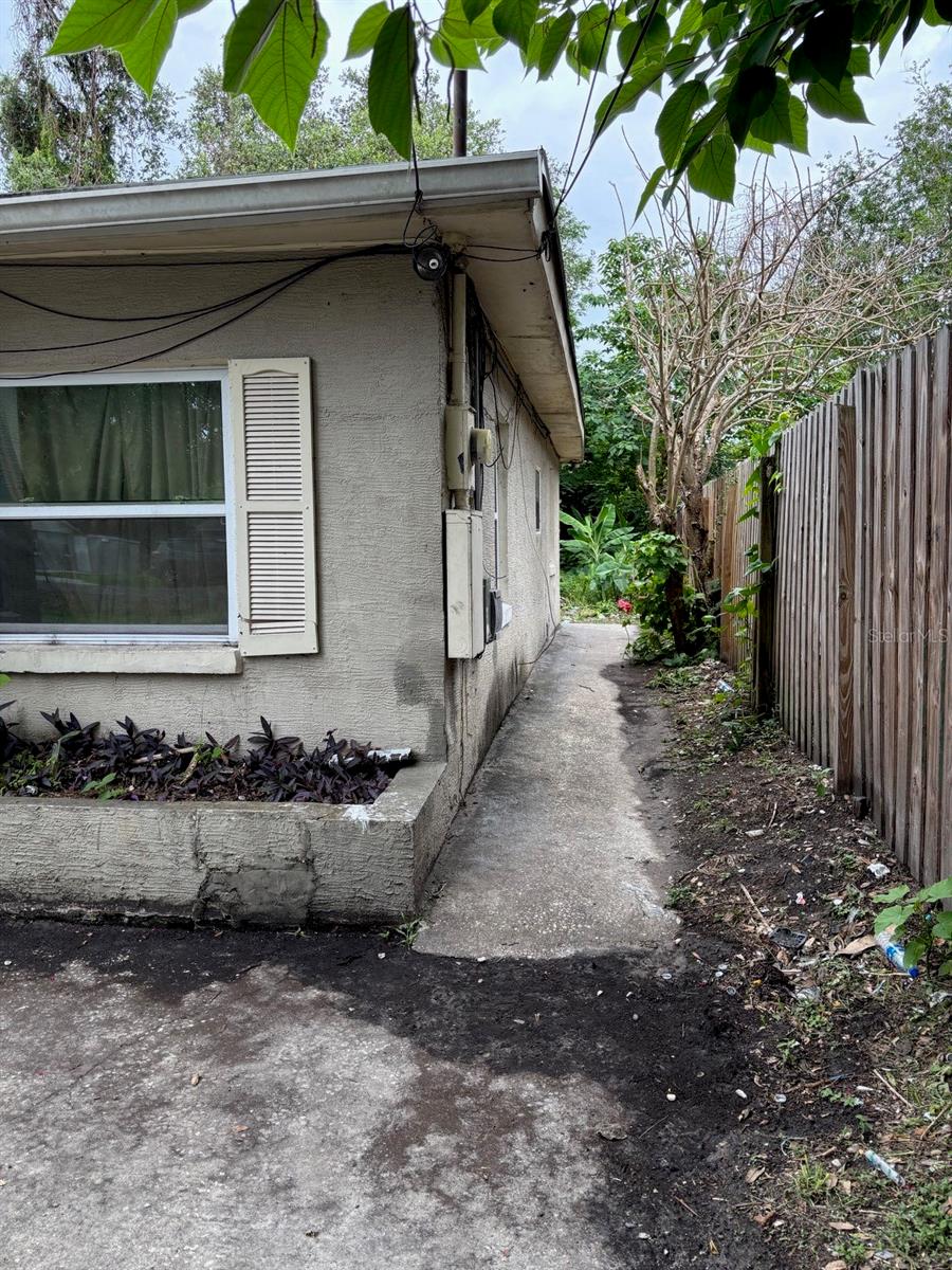 1014 37th St Property Photo 36