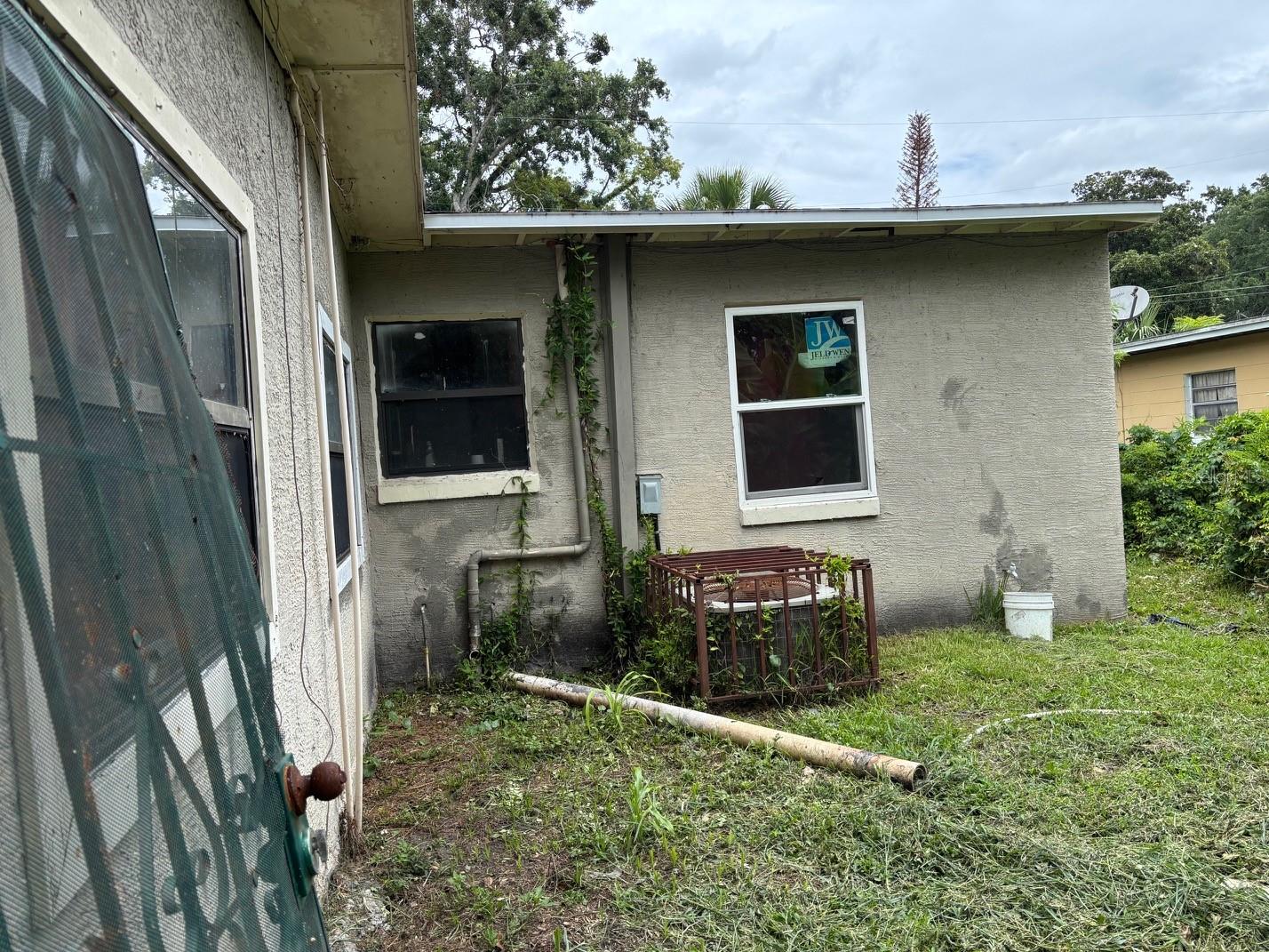 1014 37th St Property Photo 40