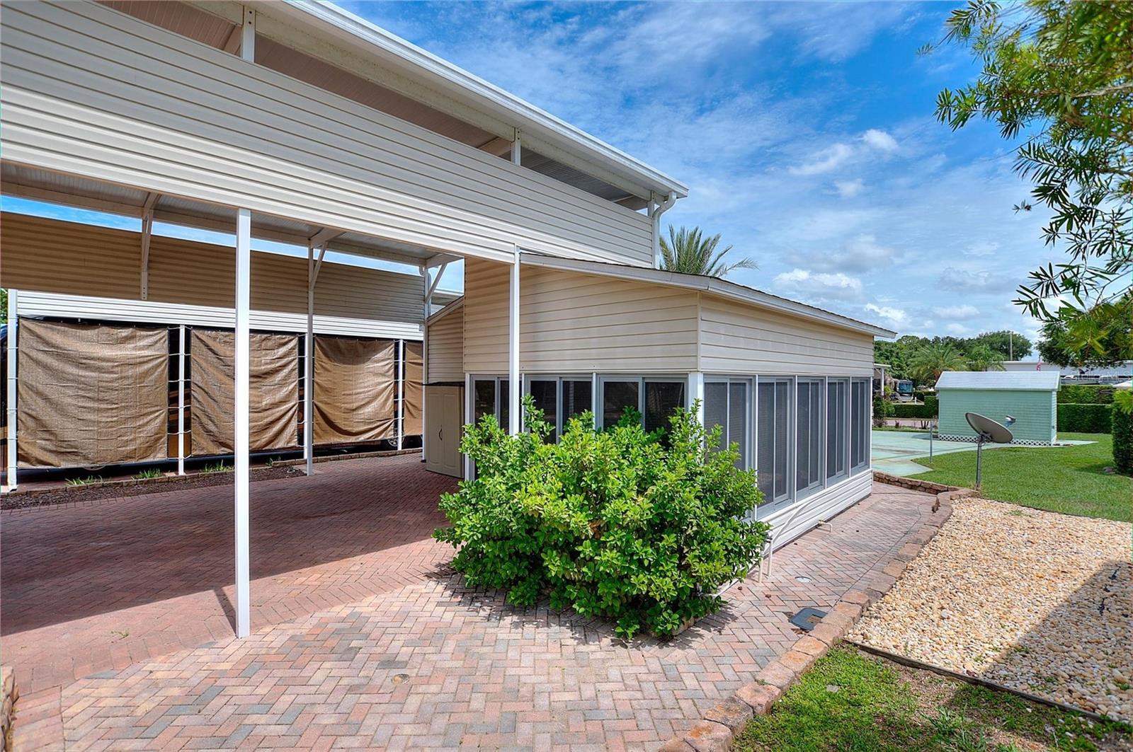 2336 St George Dr Property Photo 5