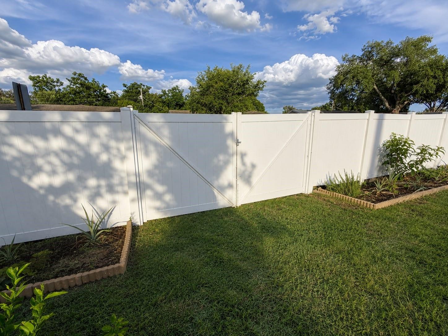 1210 Branda Vista Dr Property Photo 17
