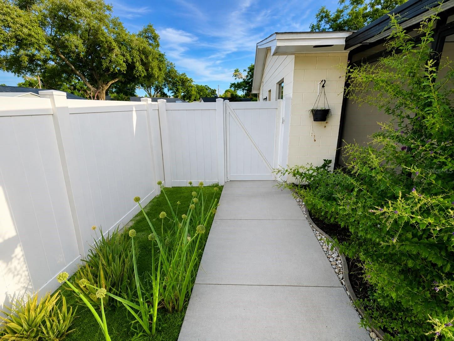 1210 Branda Vista Dr Property Photo 20