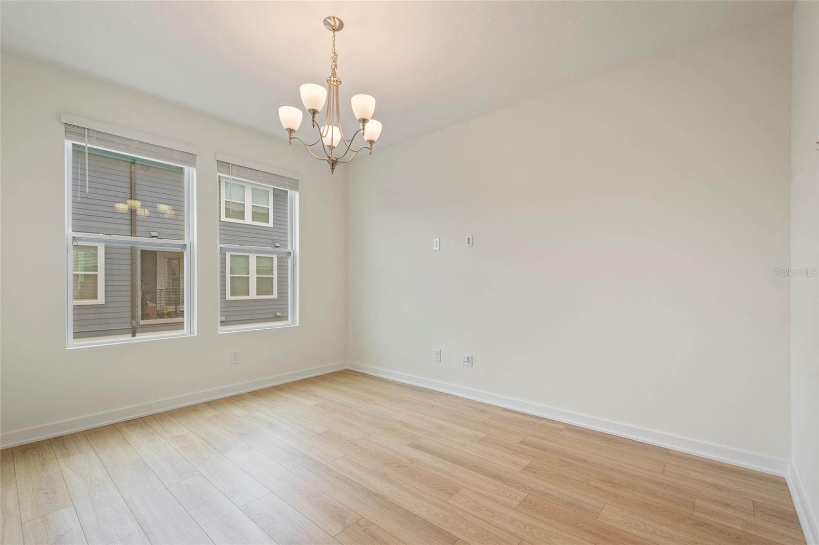 12551 Willstatter Ave Property Photo 11