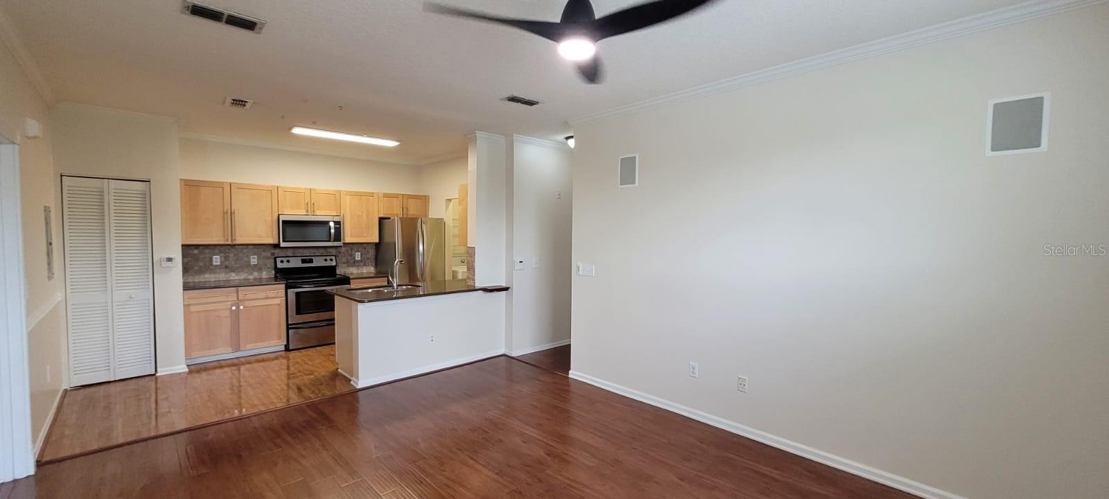 14328 Fredricksburg Dr #601 Property Photo 3