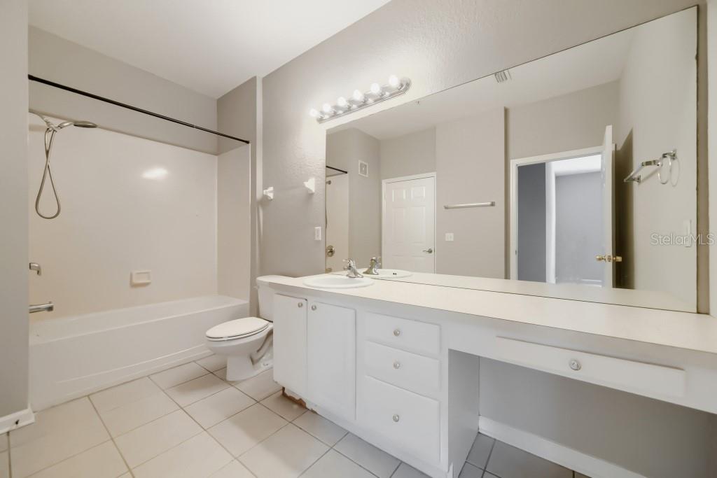 2484 San Tecla St #204 Property Photo 14