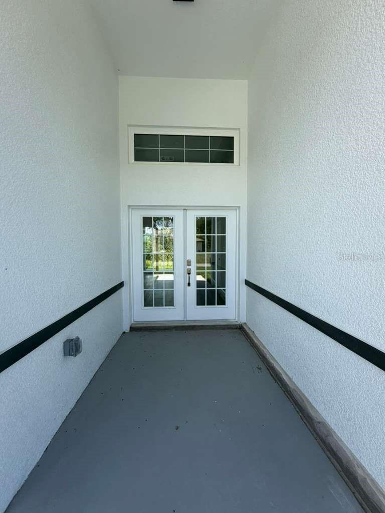 2551 Alhaven Ter Property Photo 4