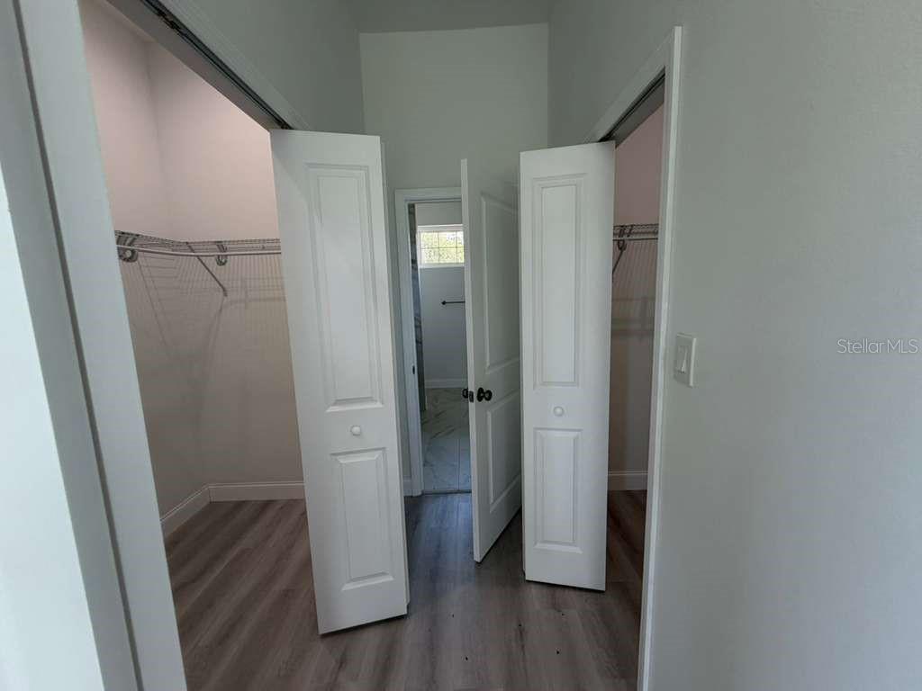 2551 Alhaven Ter Property Photo 20