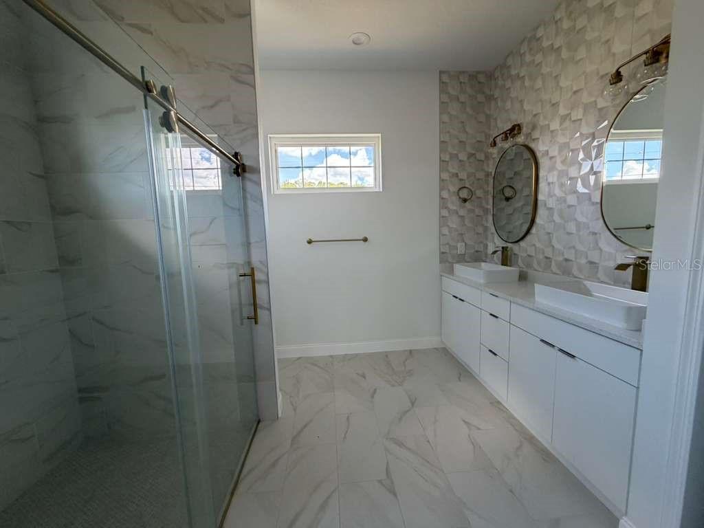2551 Alhaven Ter Property Photo 23