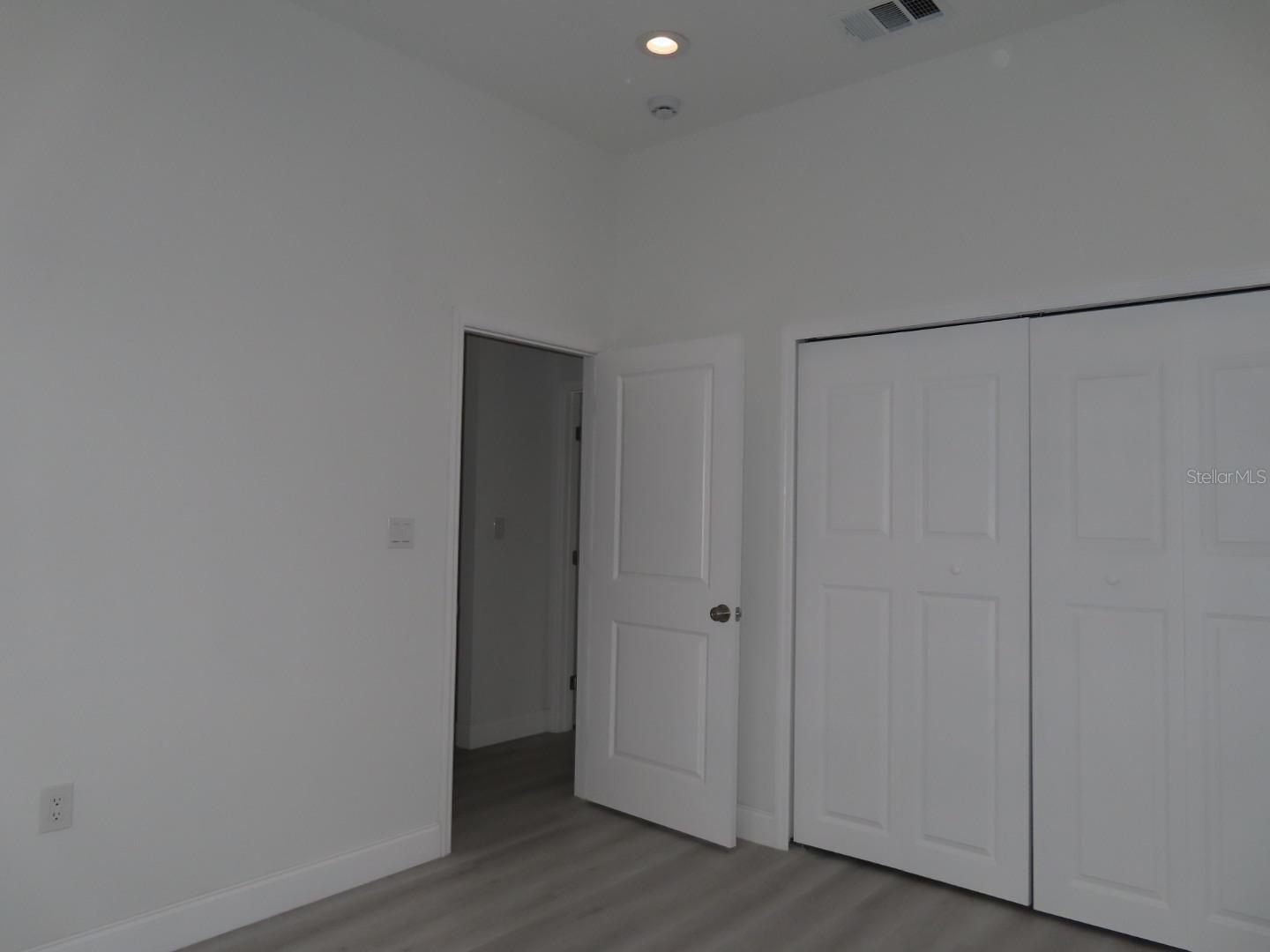 2551 Alhaven Ter Property Photo 36