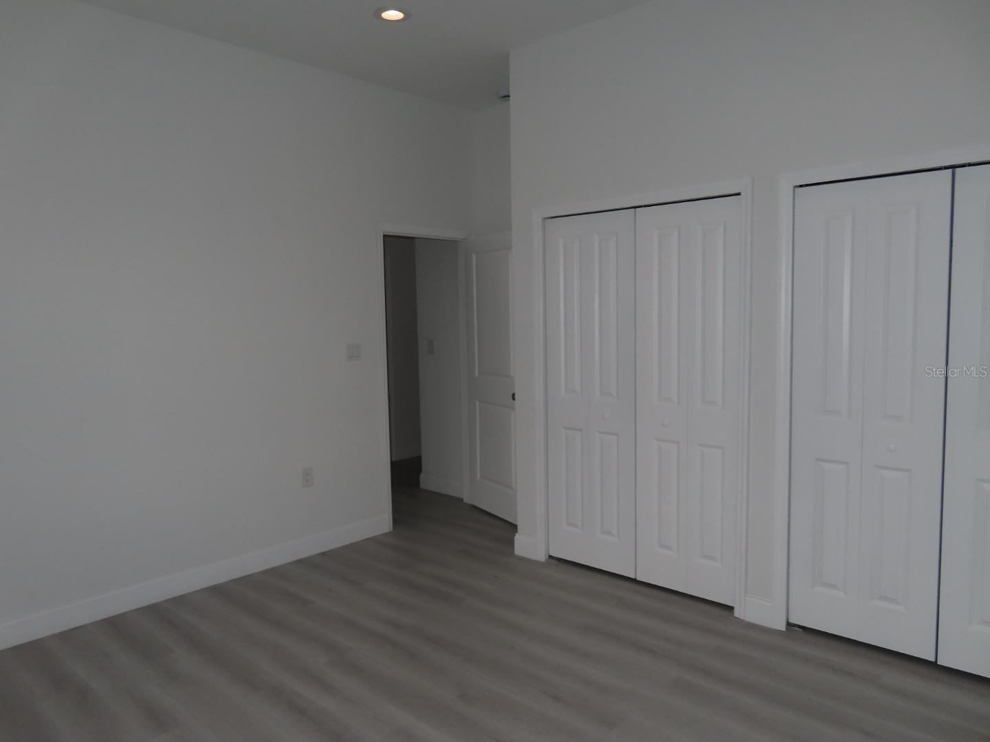 2551 Alhaven Ter Property Photo 37