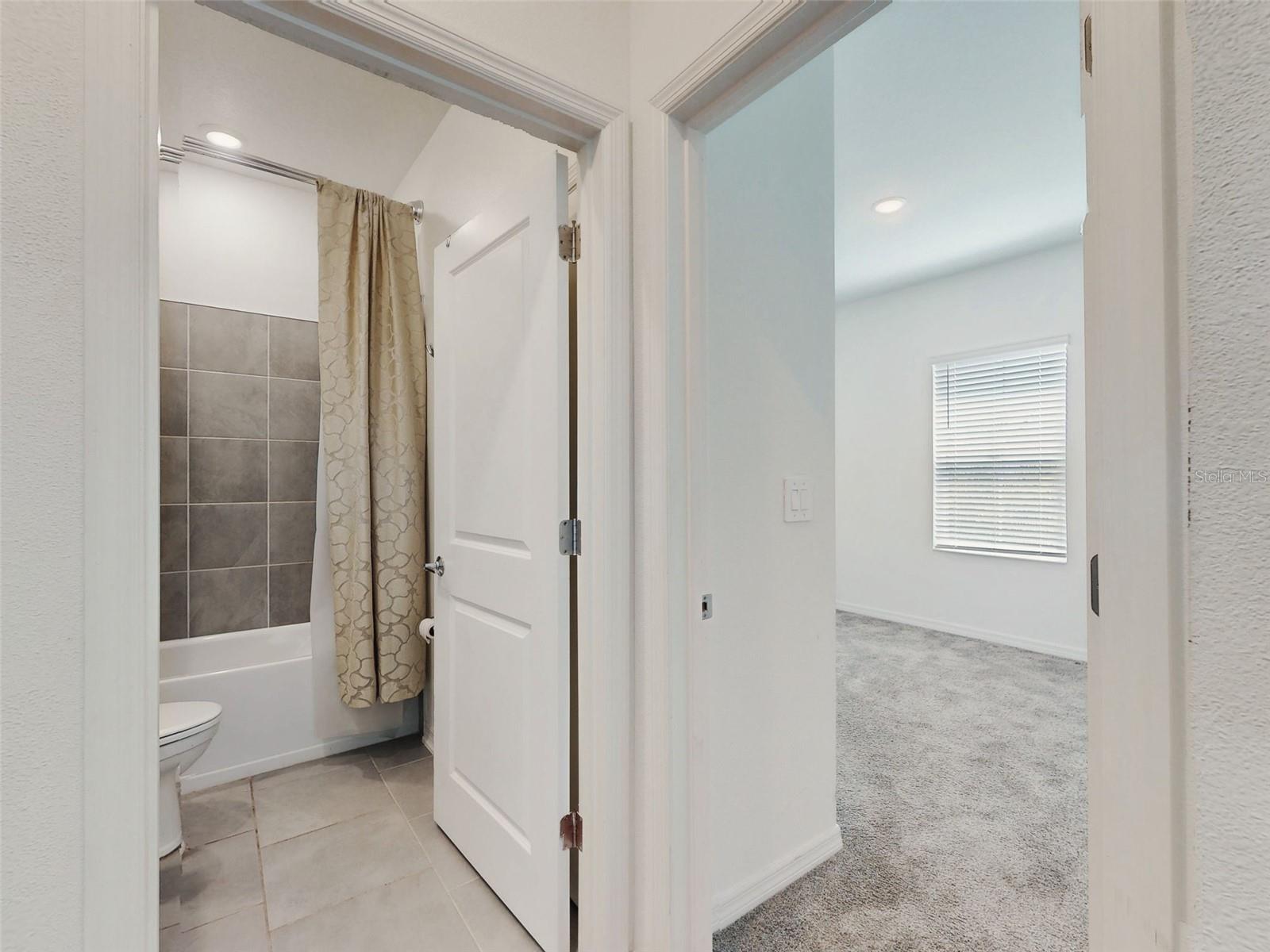 6084 Claystone Way Property Photo 5