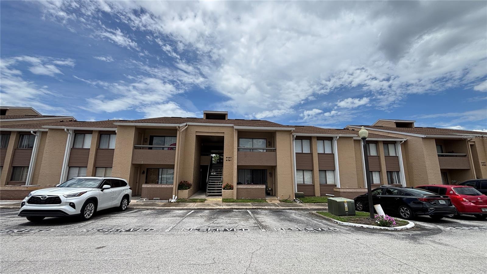 5169 Vineland Rd #b208 Property Photo 3