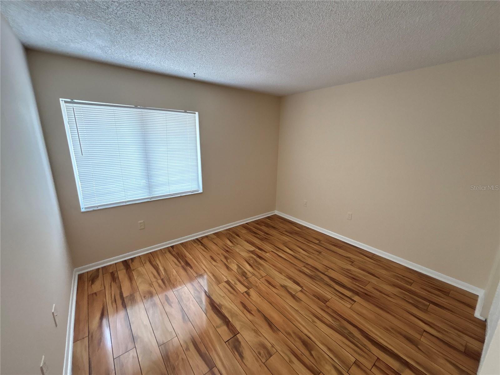 5169 Vineland Rd #b208 Property Photo 14