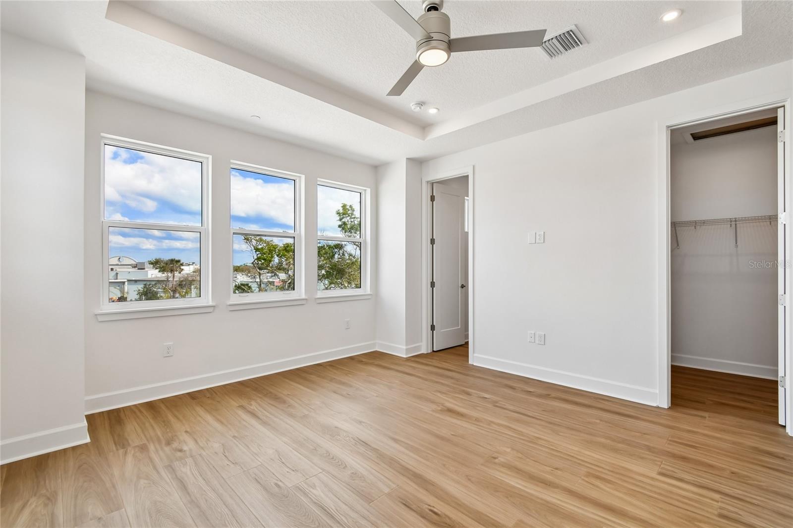 2101 Tidewatch Loop Property Photo 10