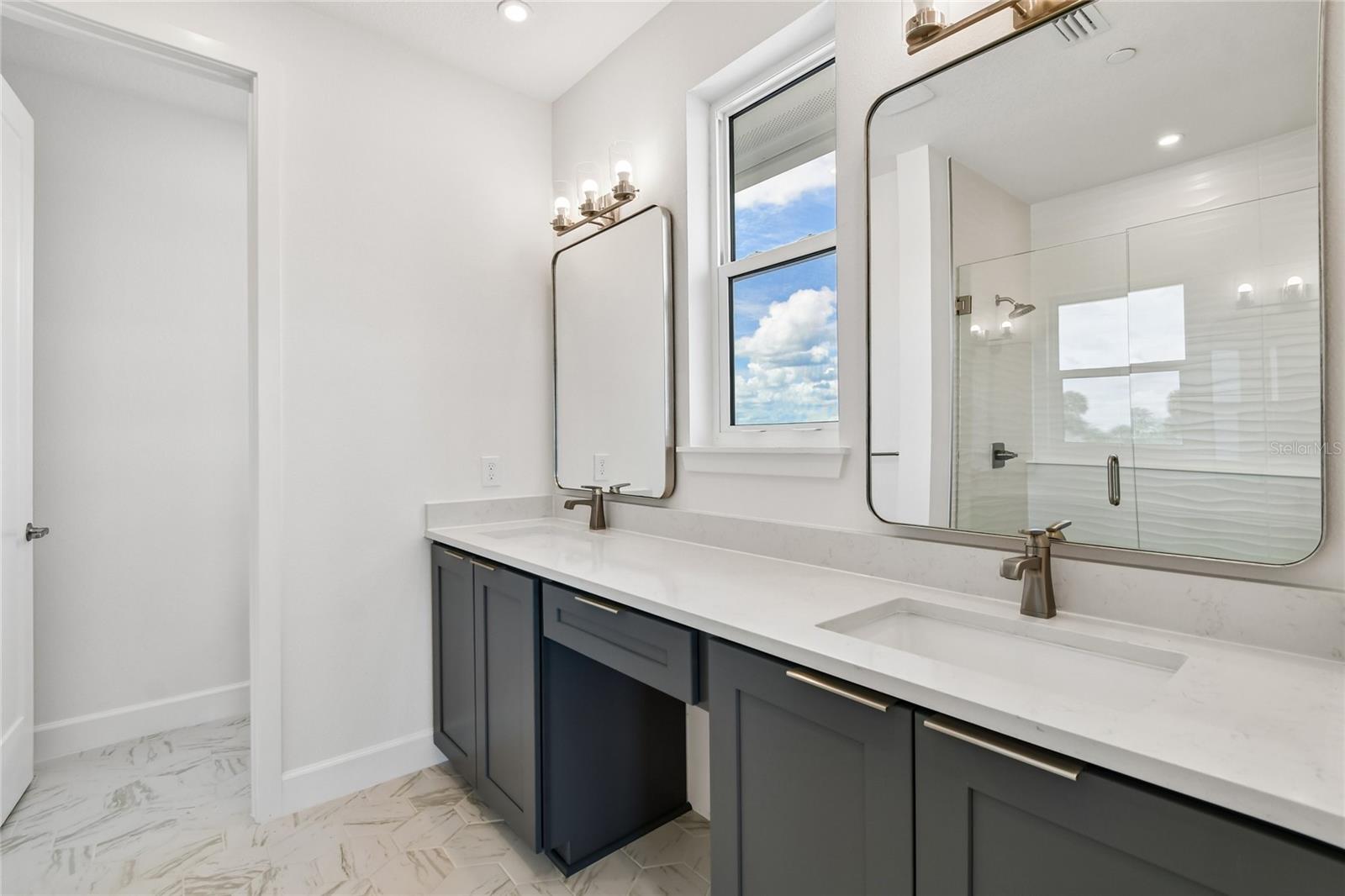 2101 Tidewatch Loop Property Photo 14