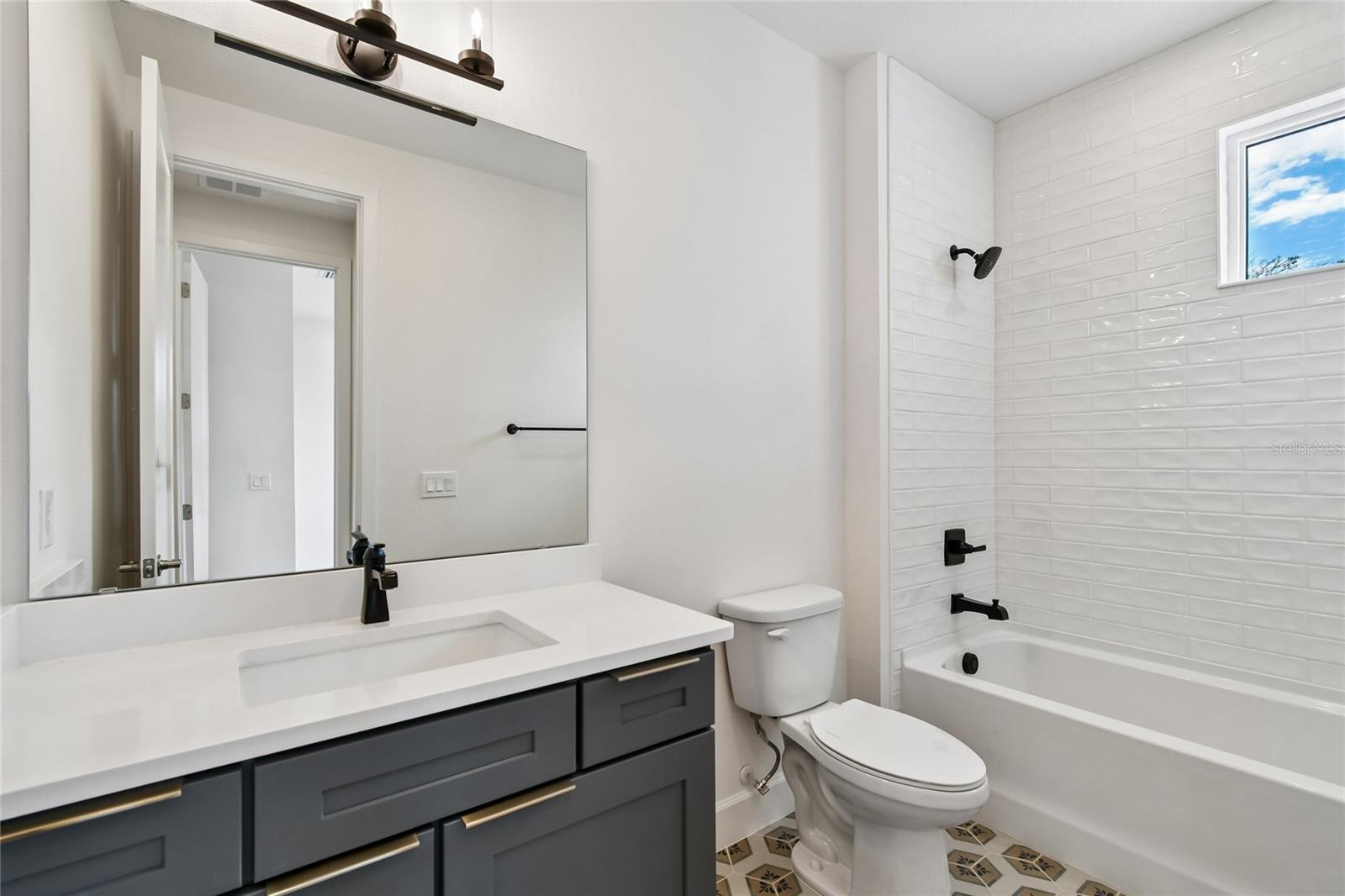 2101 Tidewatch Loop Property Photo 18