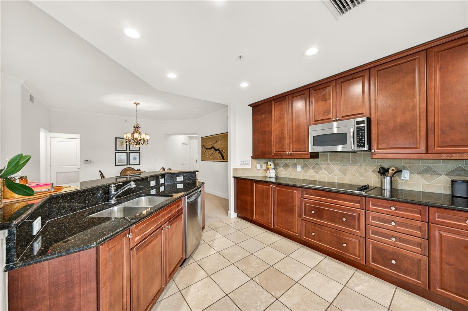 2305 Edgewater Dr #1210 Property Photo 12