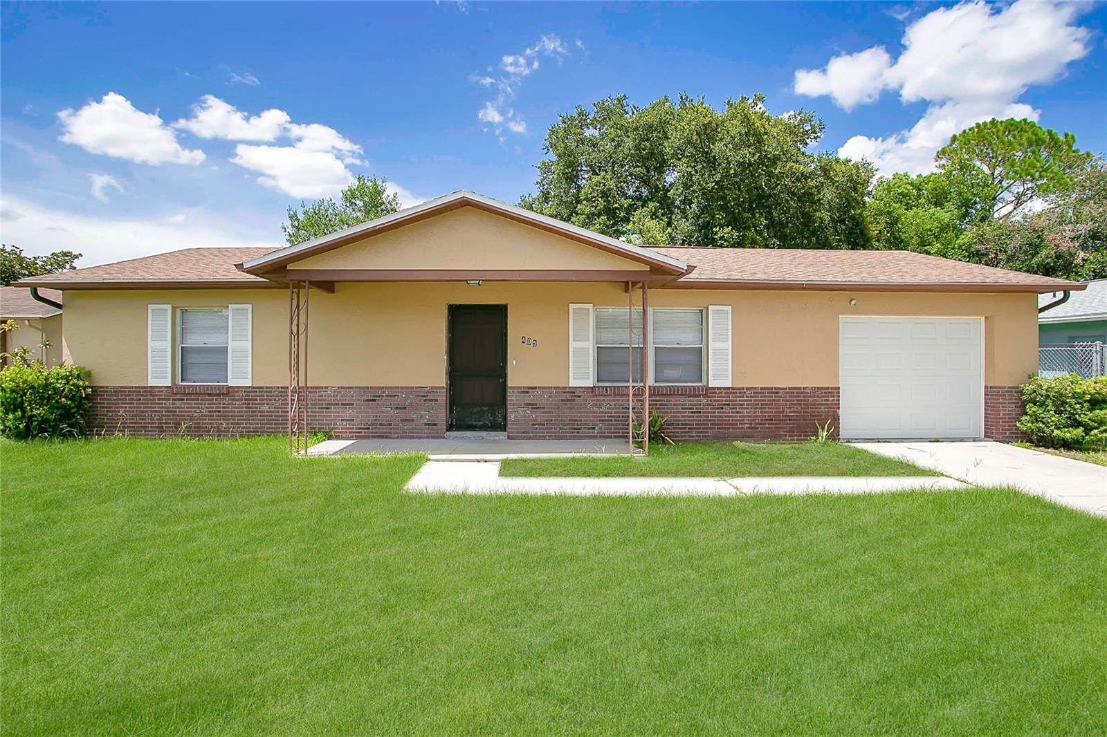 405 LONG DR Property Photo 1