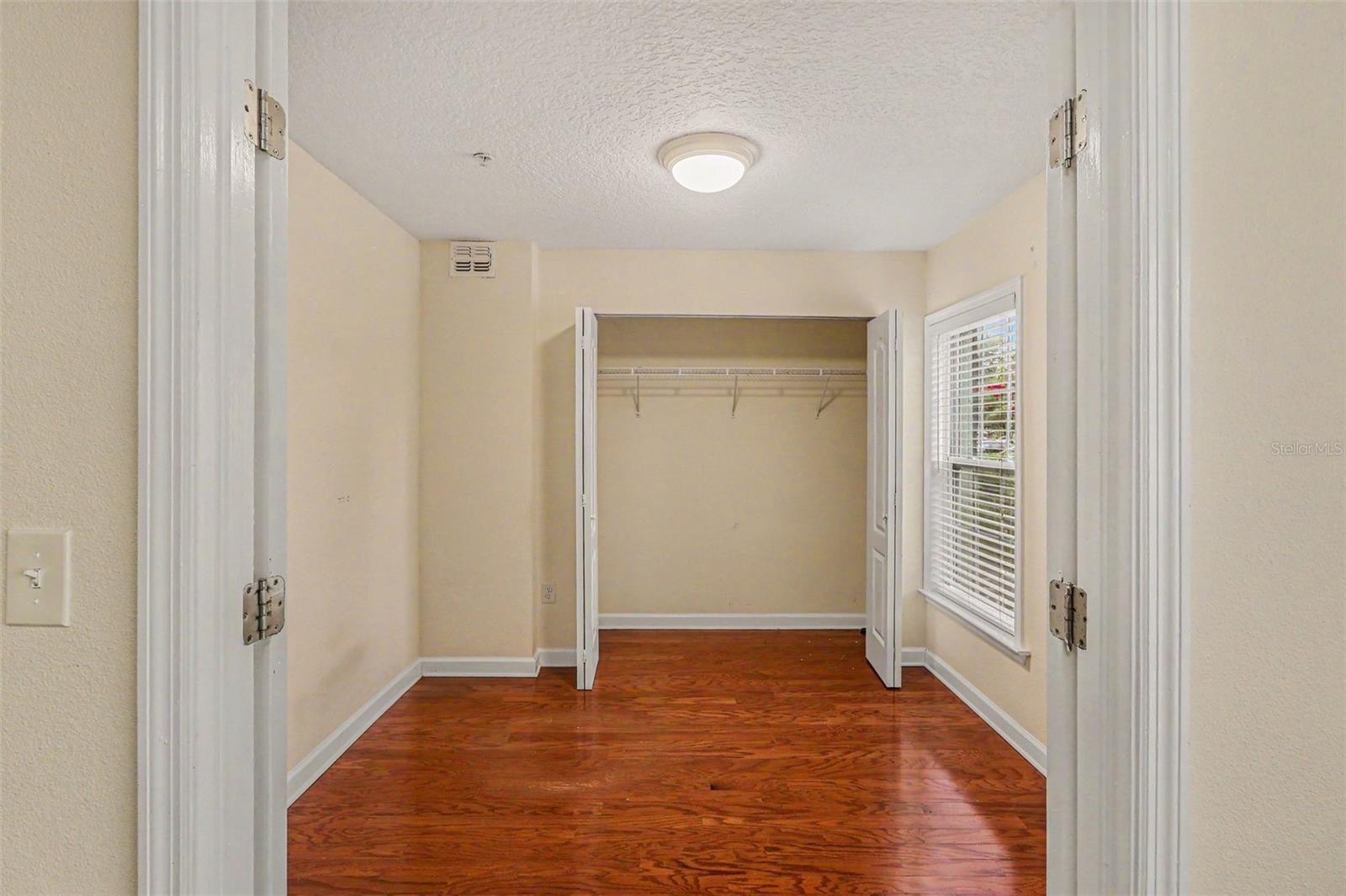 2031 Dixie Belle Dr #2031c Property Photo 7