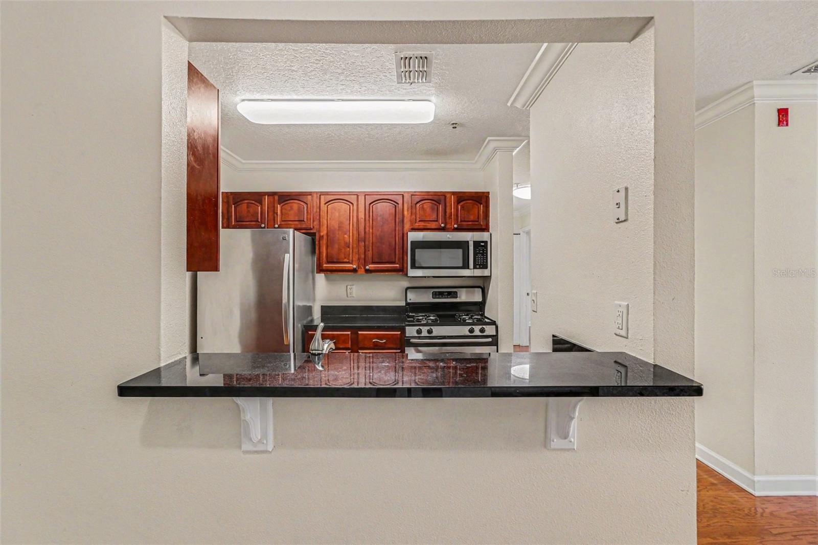 2031 Dixie Belle Dr #2031c Property Photo 8