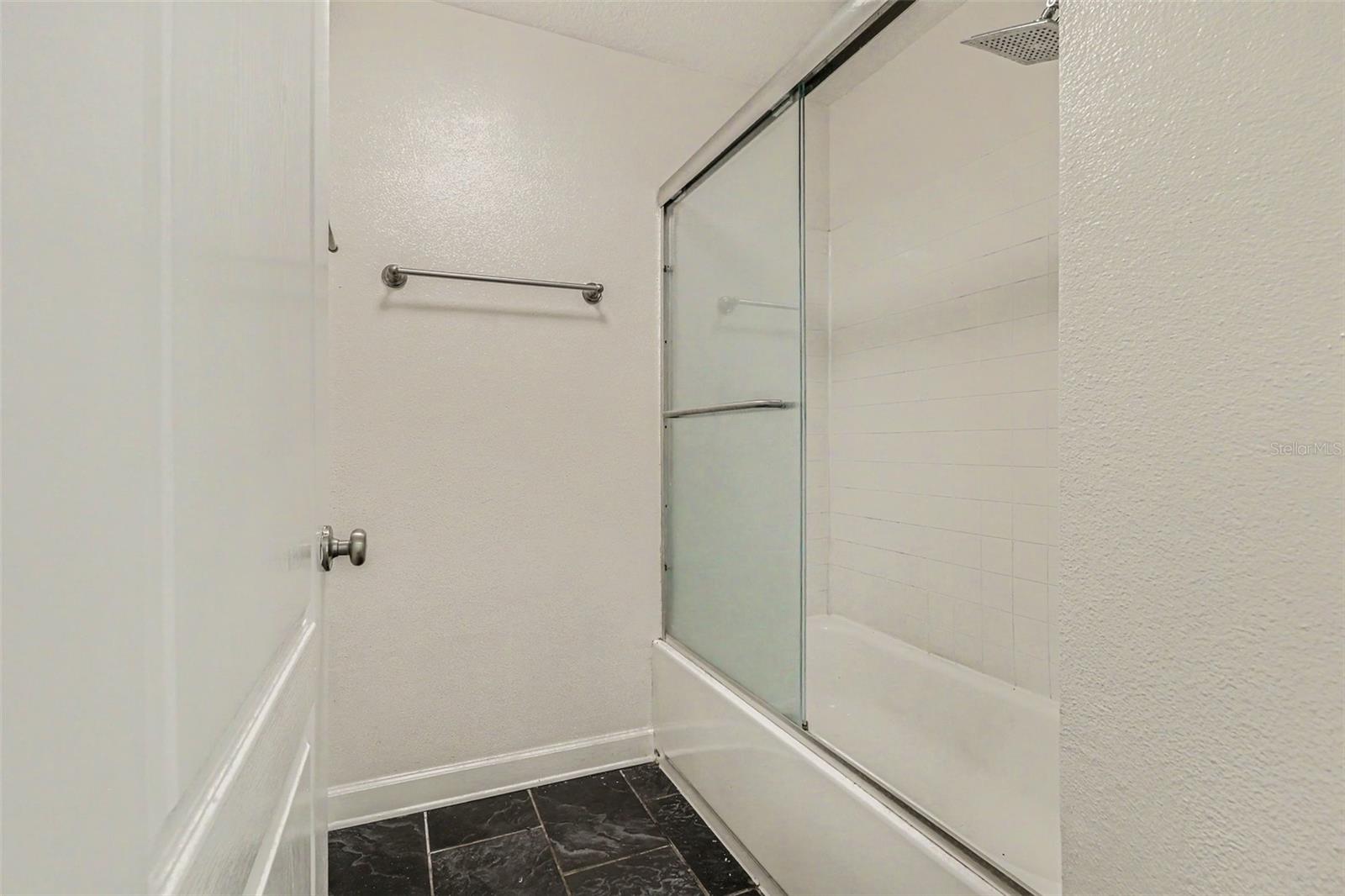 2031 Dixie Belle Dr #2031c Property Photo 14