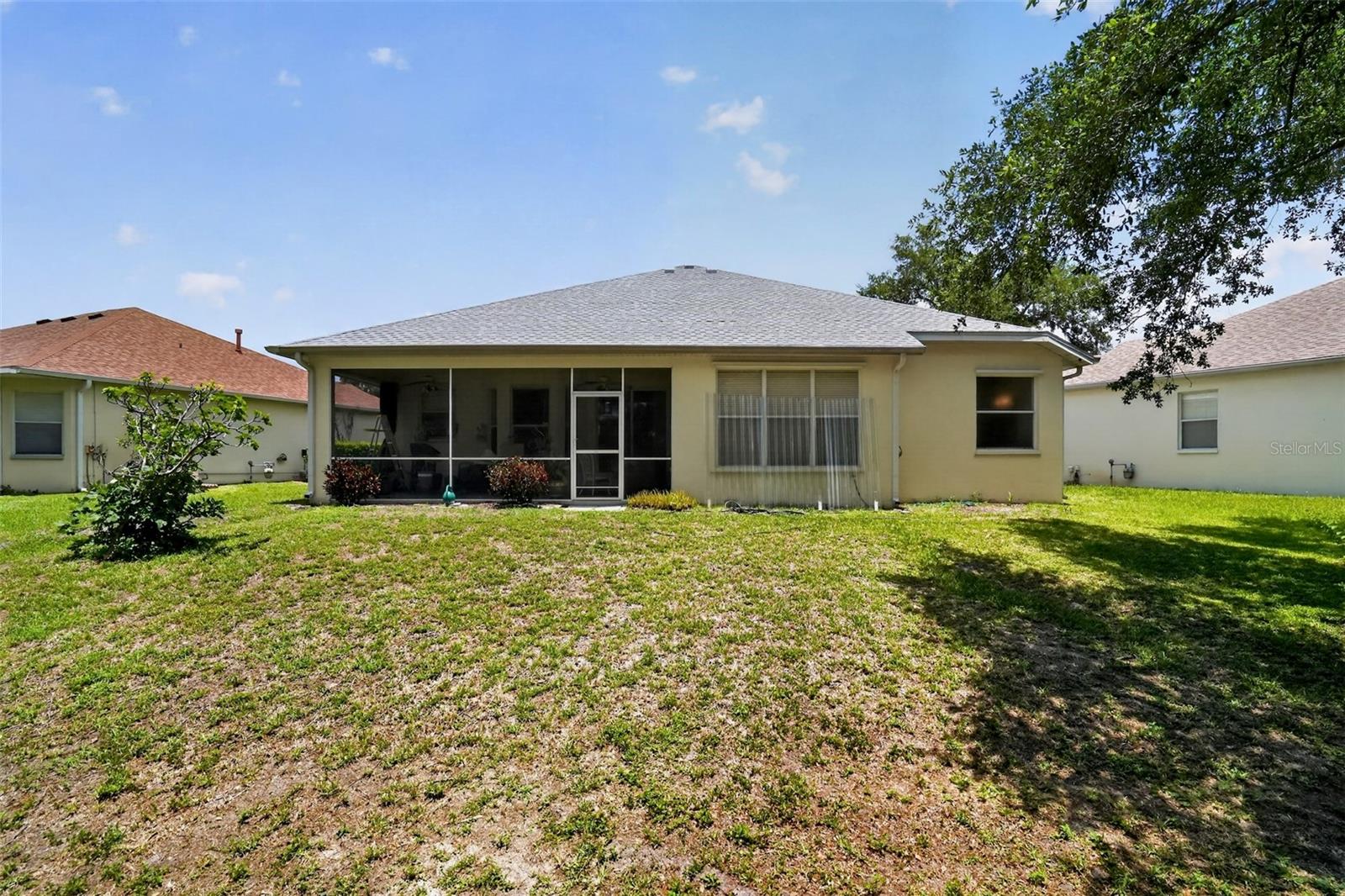 11226 Primrose Cir Property Photo 12