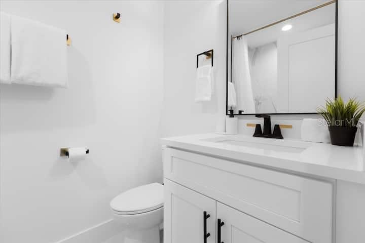860 N Denning Dr Property Photo 33
