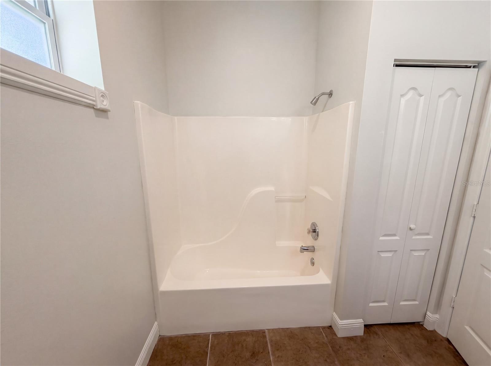 375 Nora Ave Property Photo 10