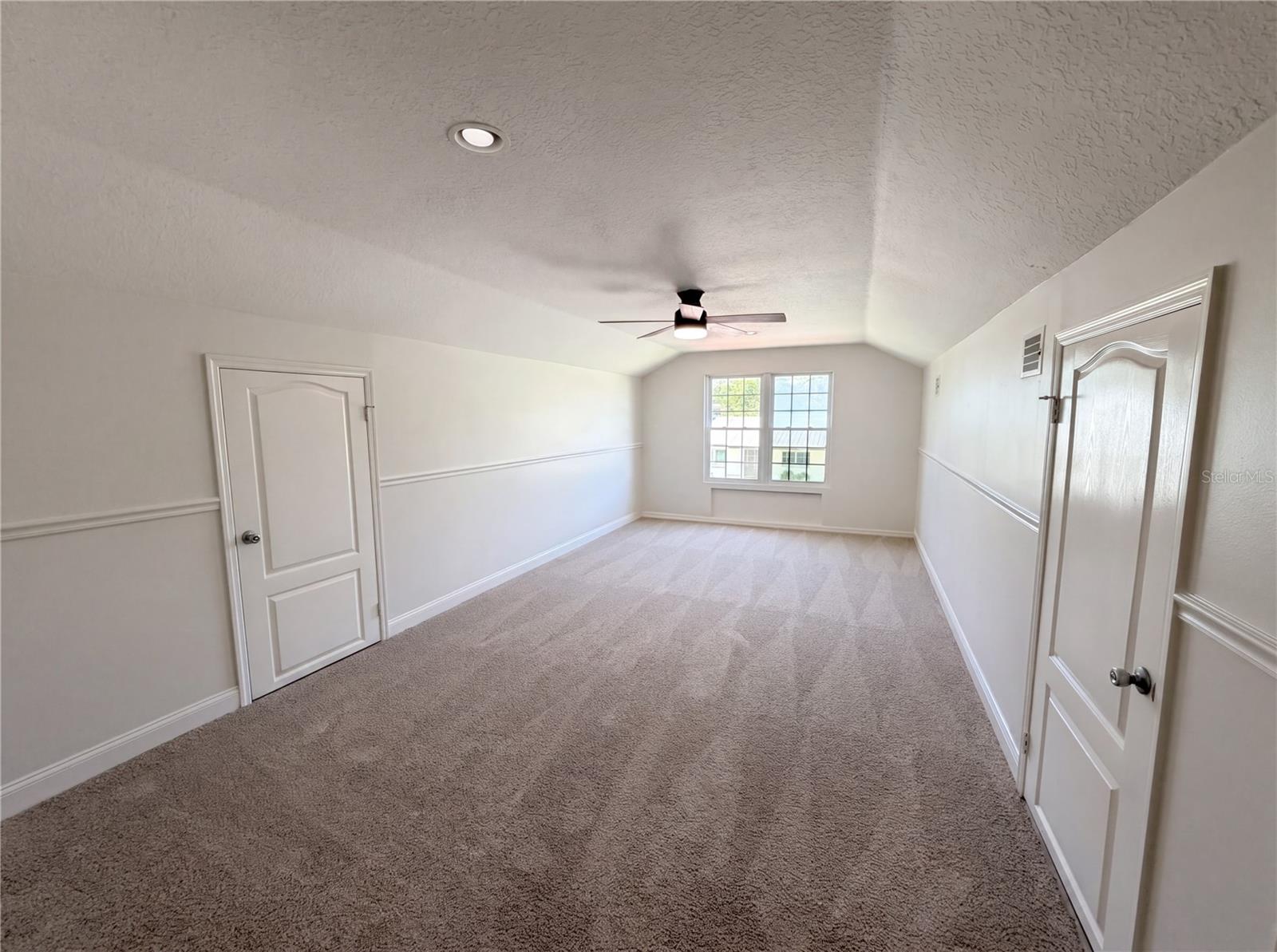 375 Nora Ave Property Photo 15