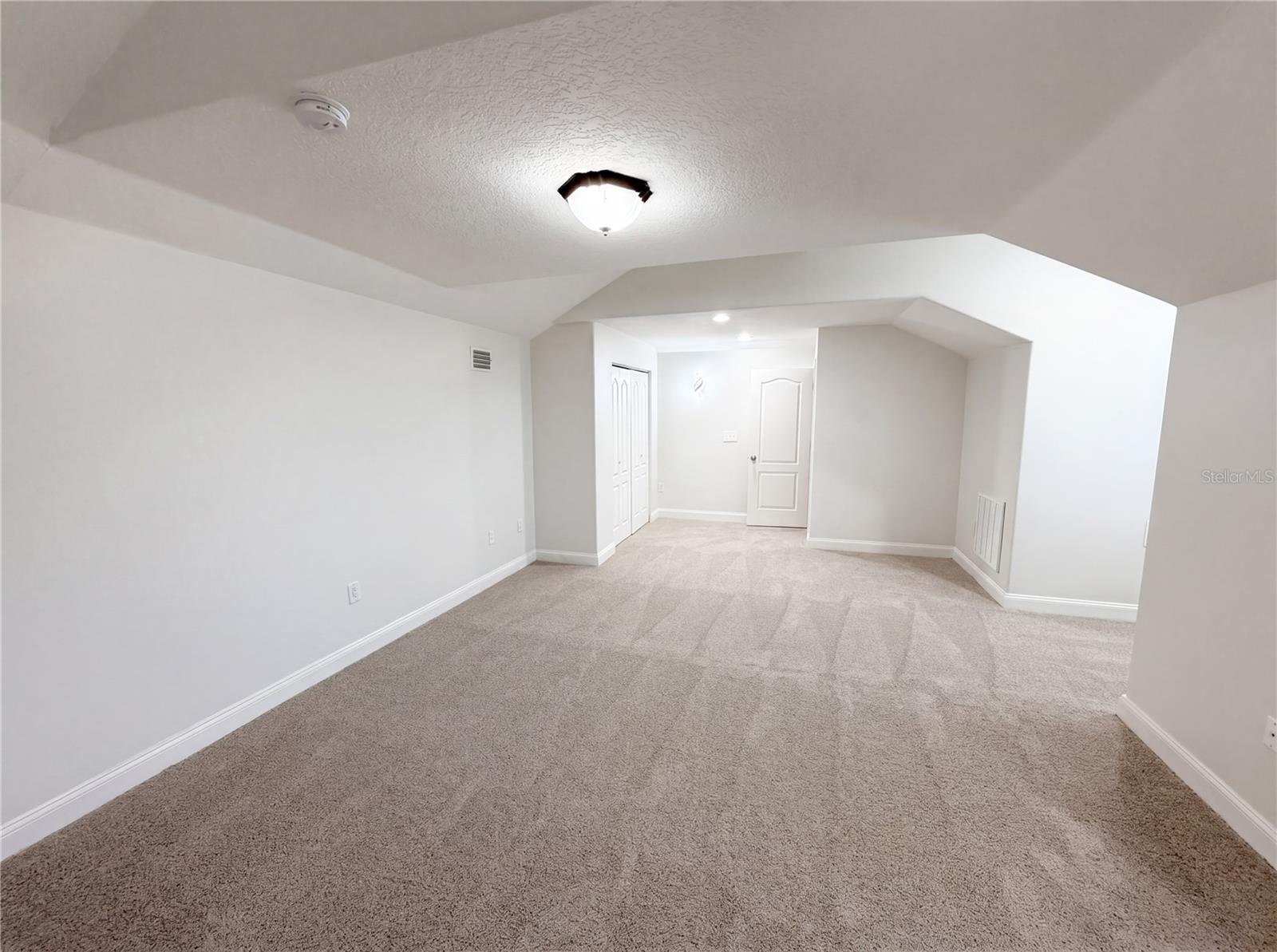 375 Nora Ave Property Photo 20