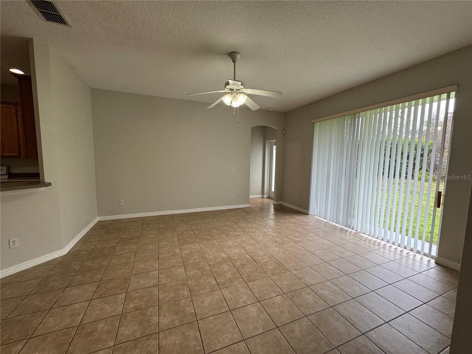 10360 Sandy Marsh Ln Property Photo 9