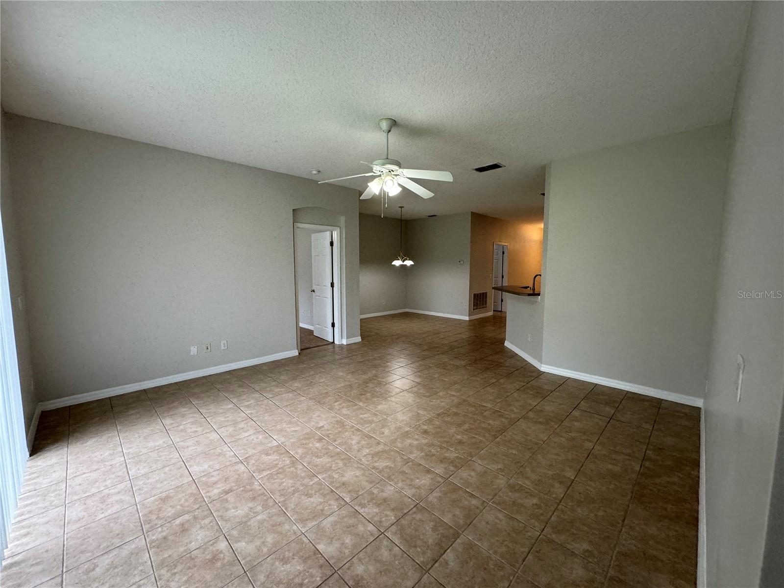10360 Sandy Marsh Ln Property Photo 14