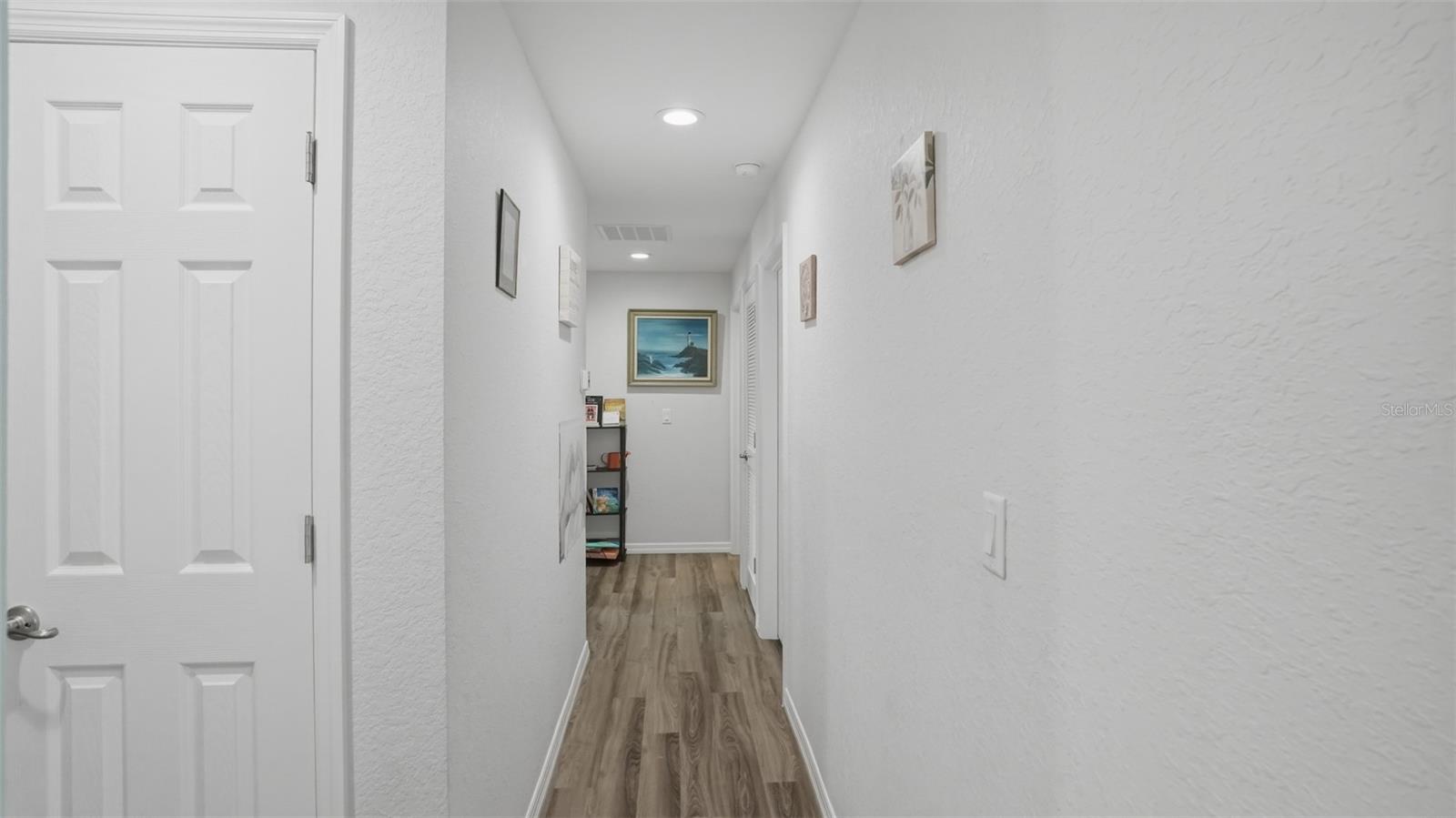 30 Maple Crse Property Photo 10