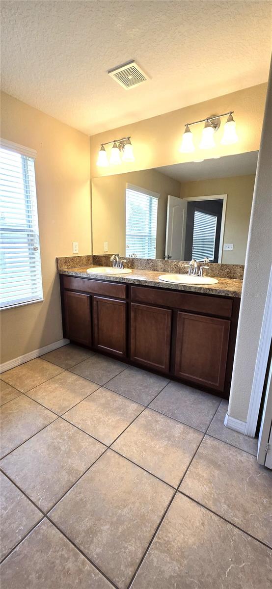 10797 Savannah Landing Cir Property Photo 13