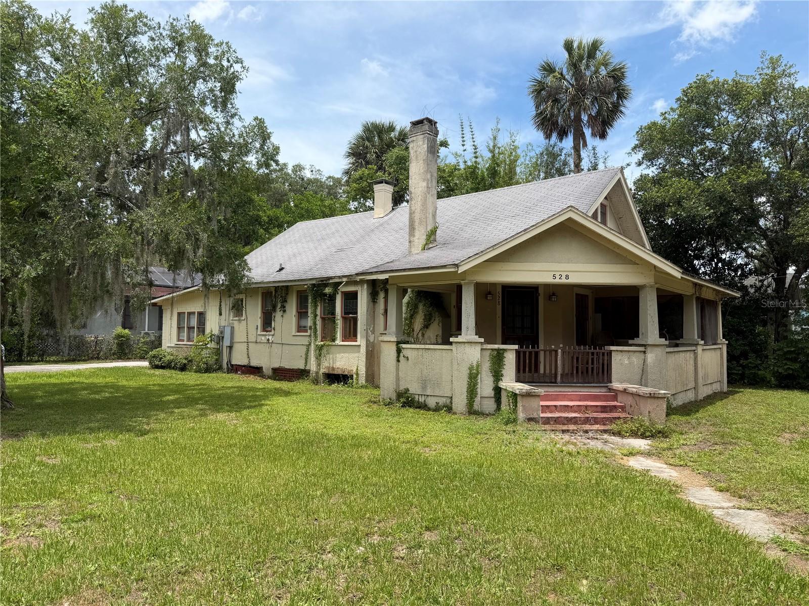 528 N Adelle Ave Property Photo 1