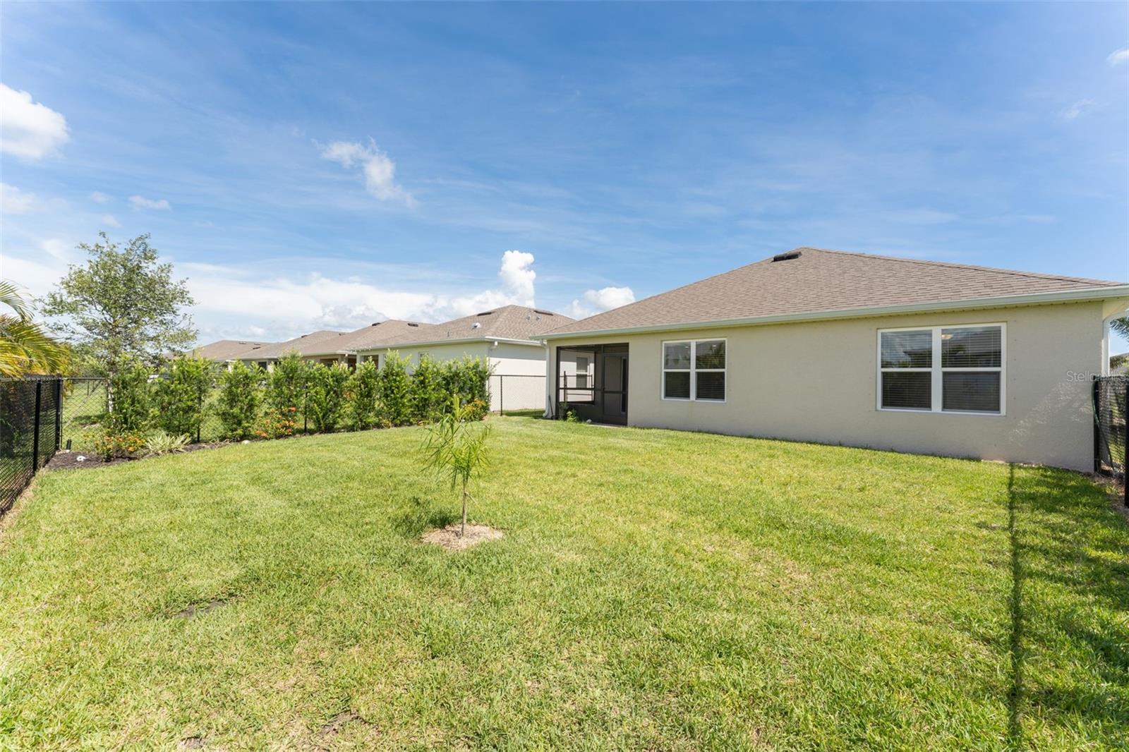 3945 River Bank Way Property Photo 4