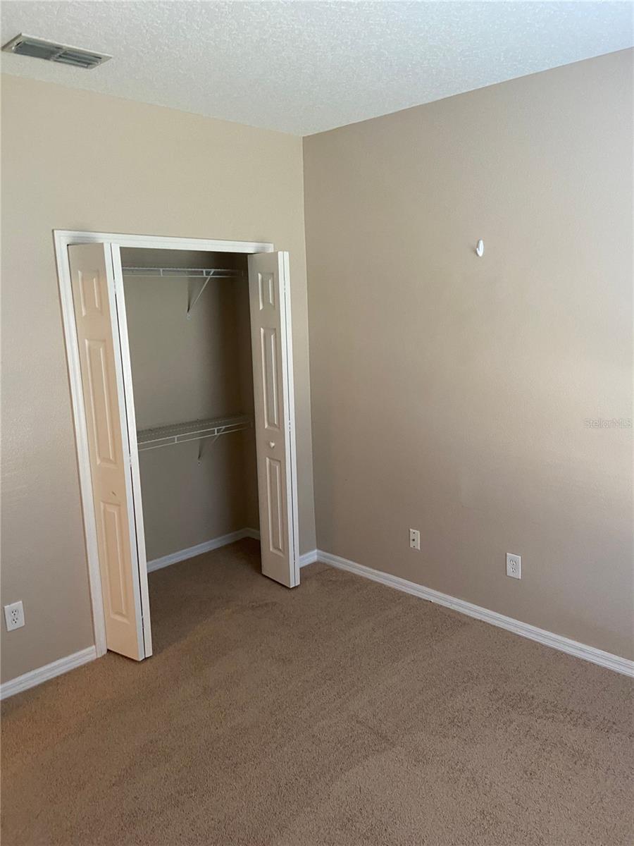 628 Madina Cir Property Photo 9