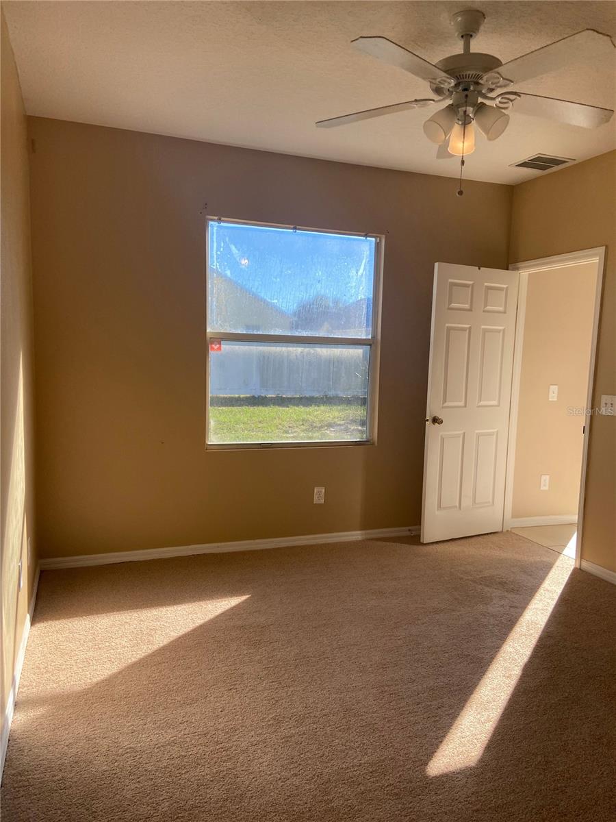 628 Madina Cir Property Photo 14