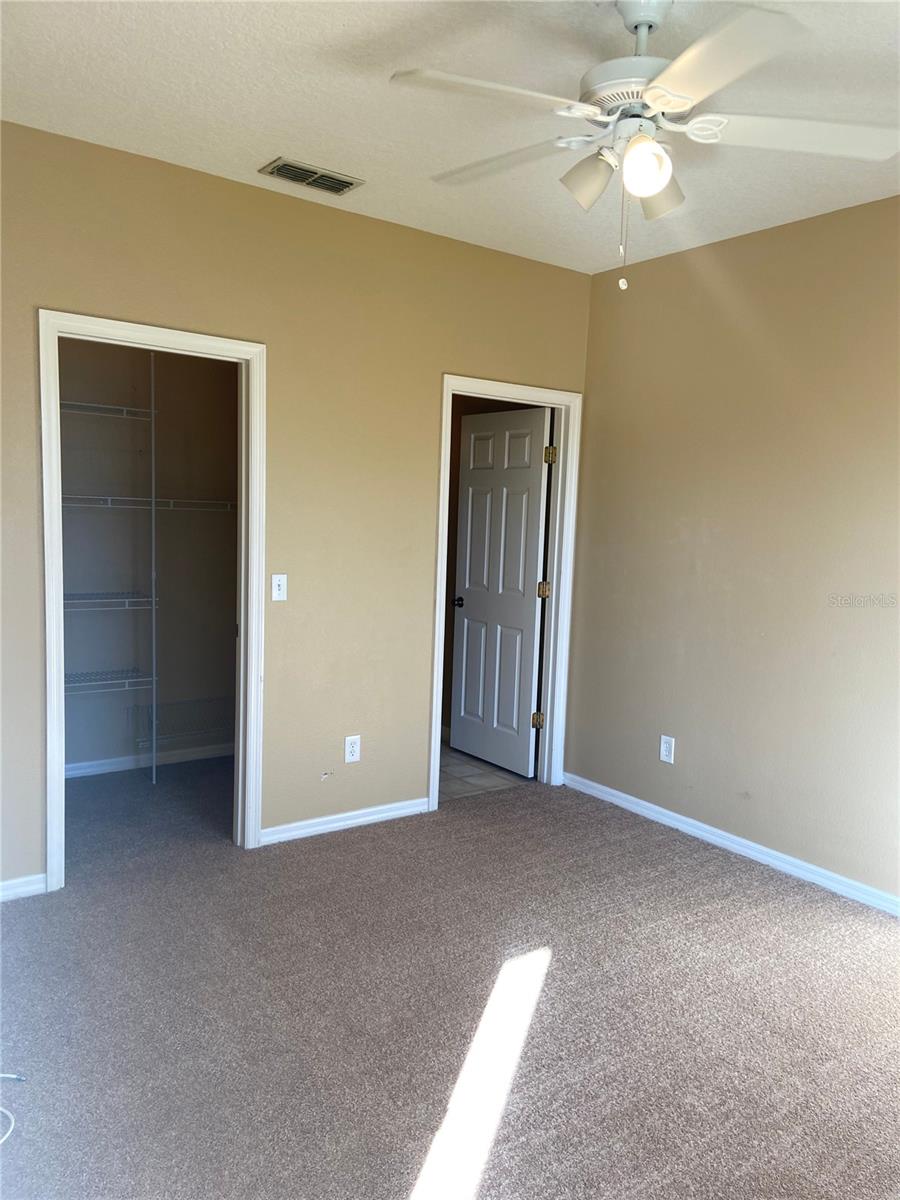 628 Madina Cir Property Photo 15