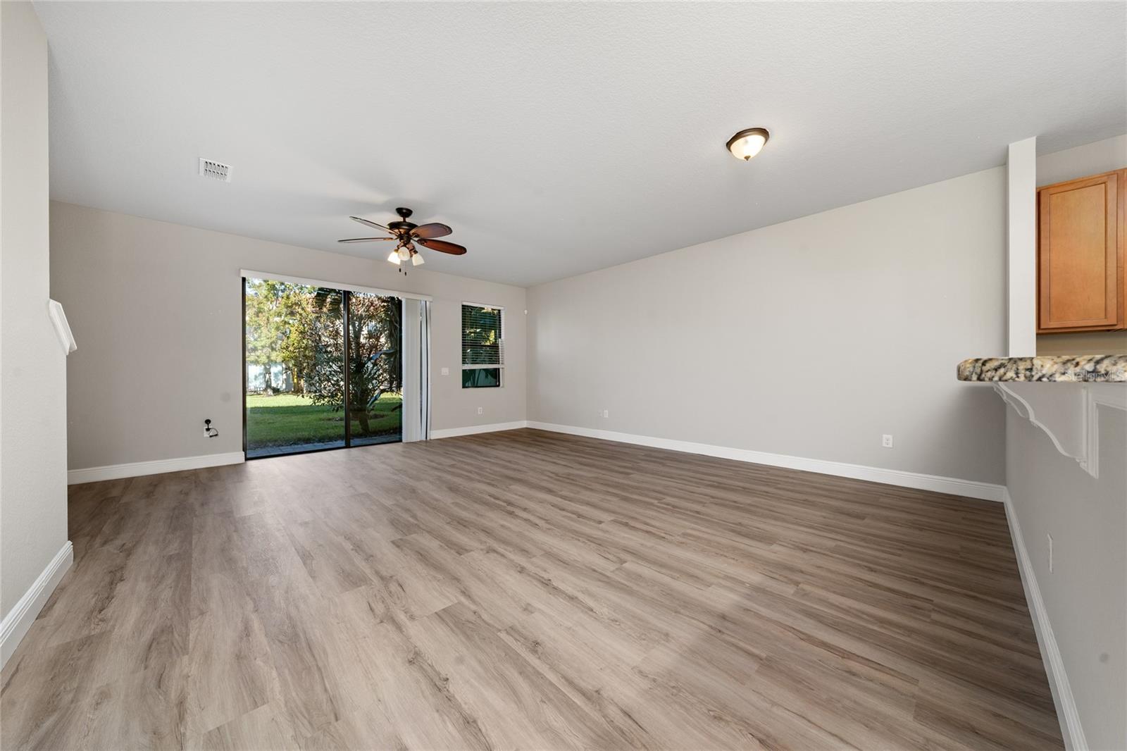 8439 Kelsall Dr Property Photo 16