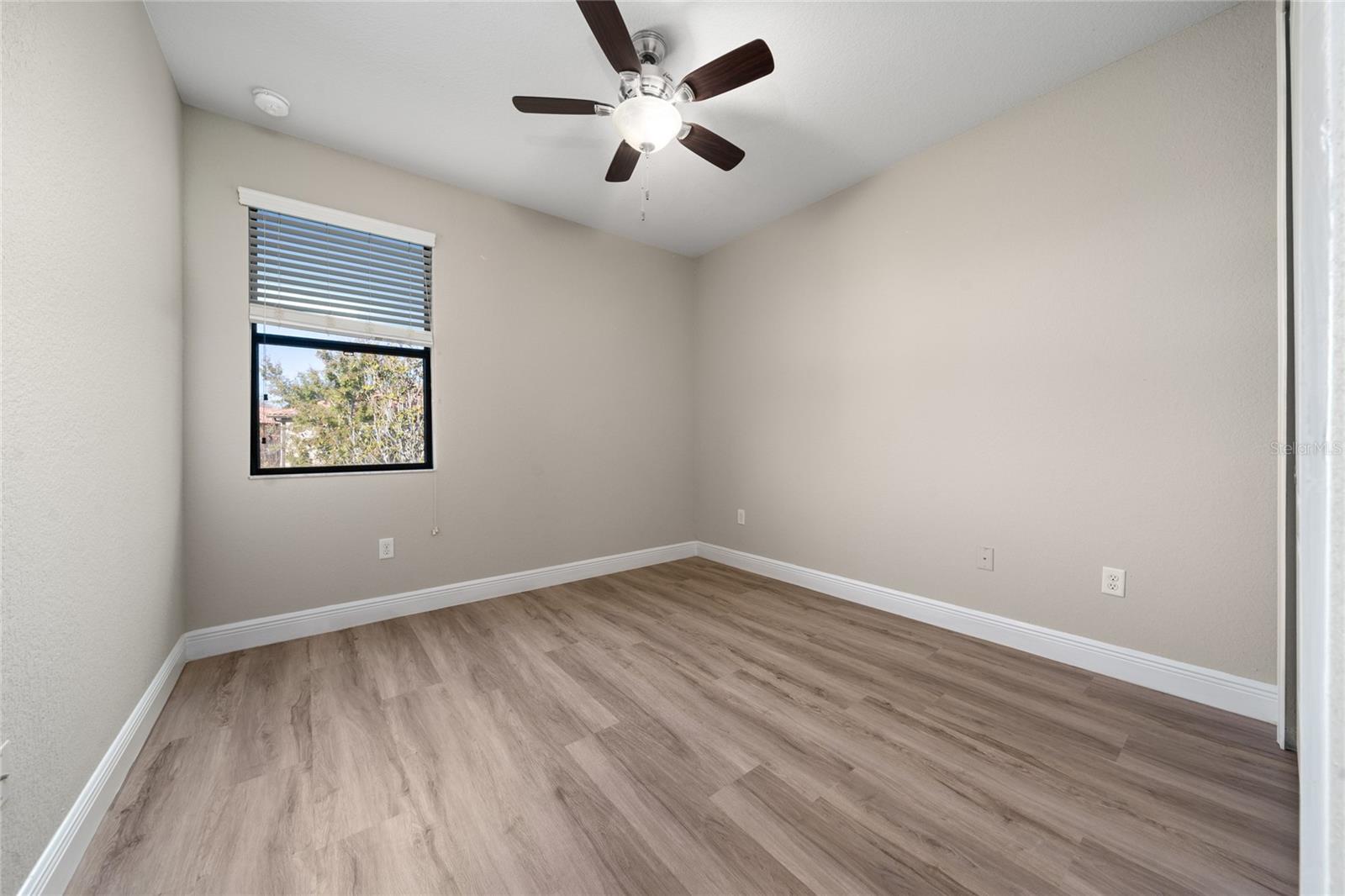 8439 Kelsall Dr Property Photo 22