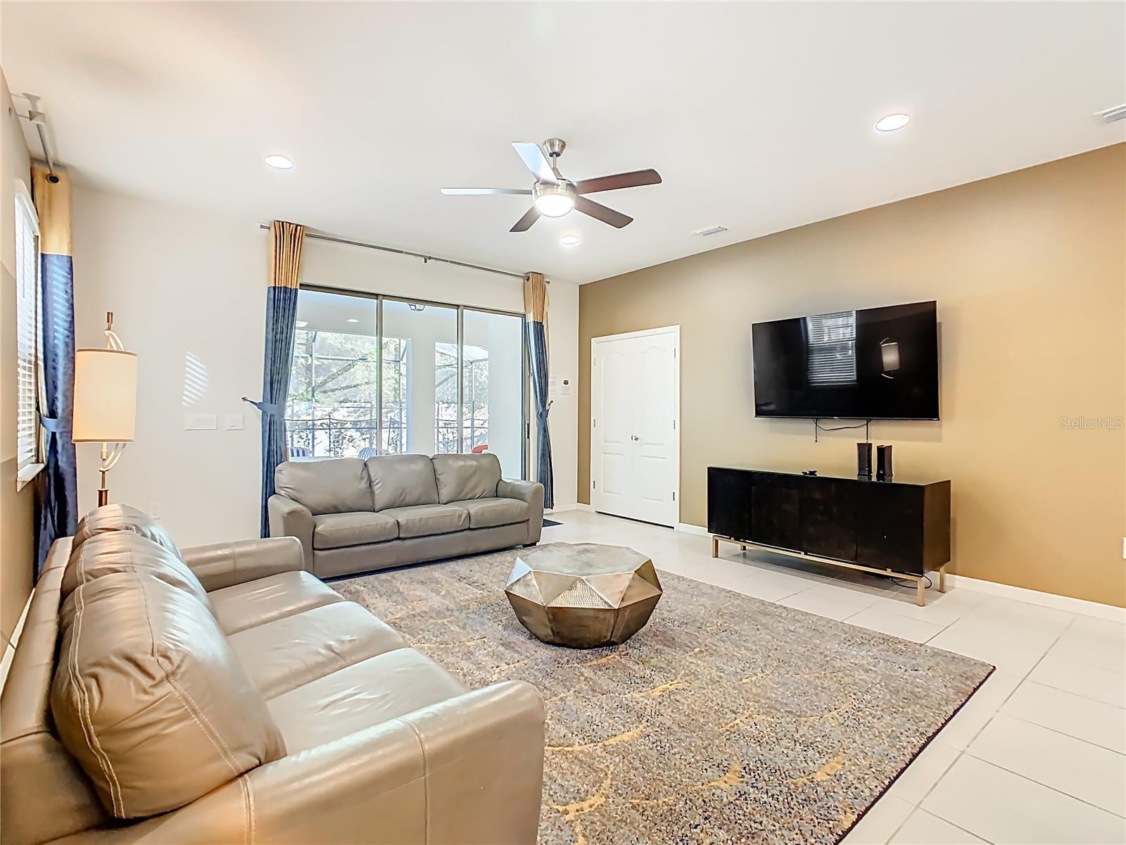 1809 Nice Ct Property Photo 14
