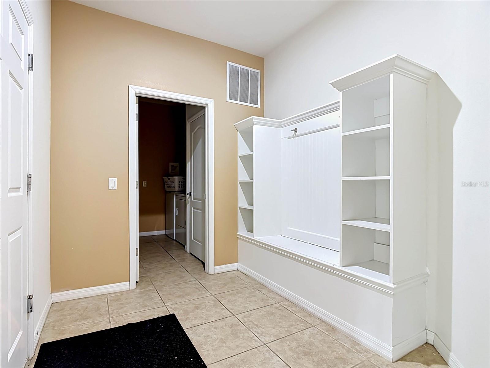1829 Gobi Dr Property Photo 3