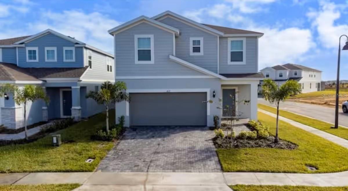 1837 SUMMER DR Property Photo 1