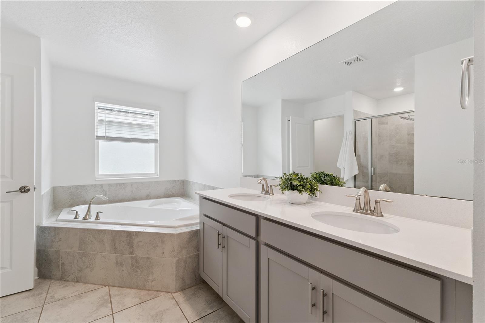 12018 Language Way Property Photo 18