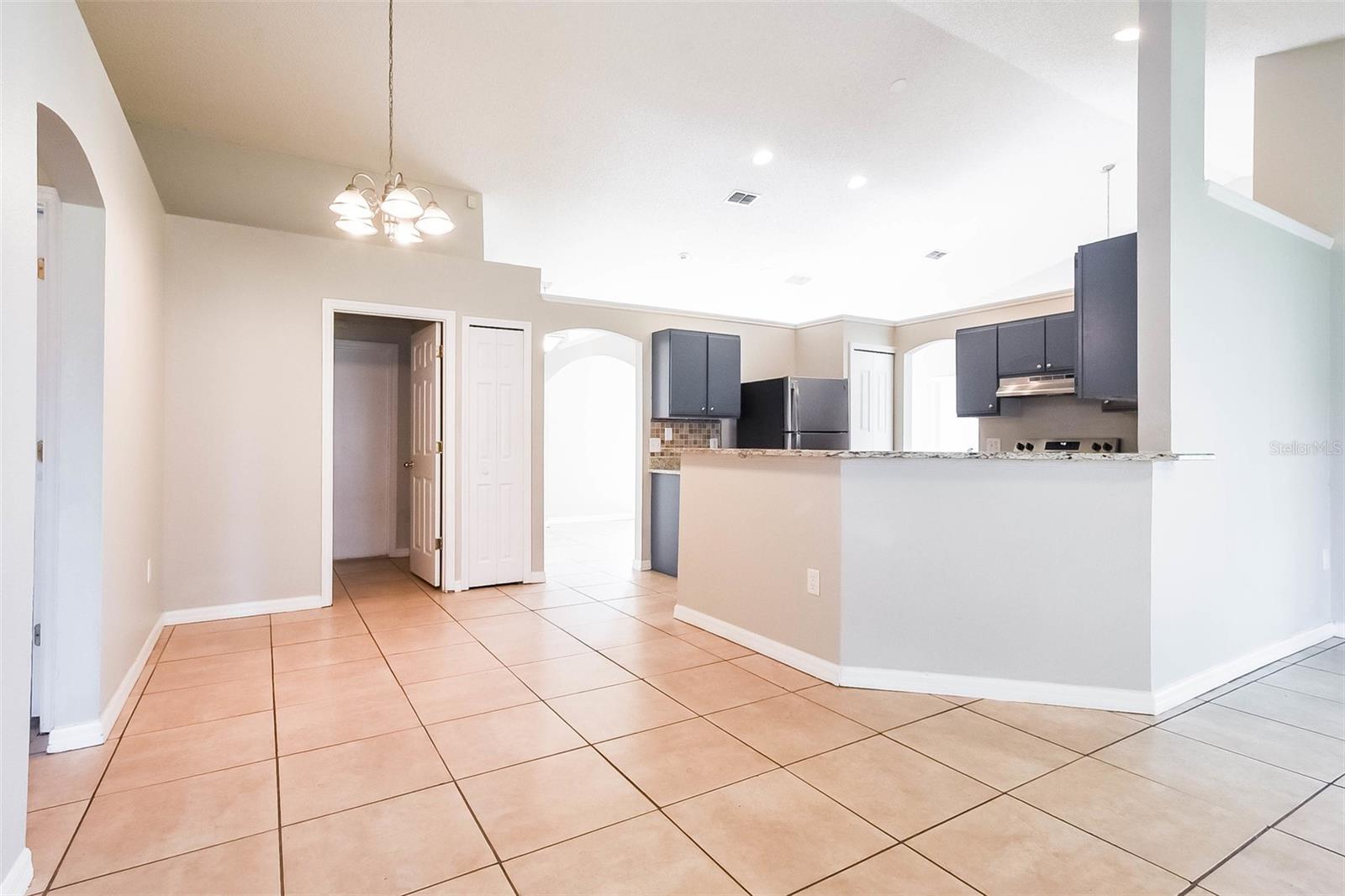 2807 Arbour Trail Ct Property Photo 7