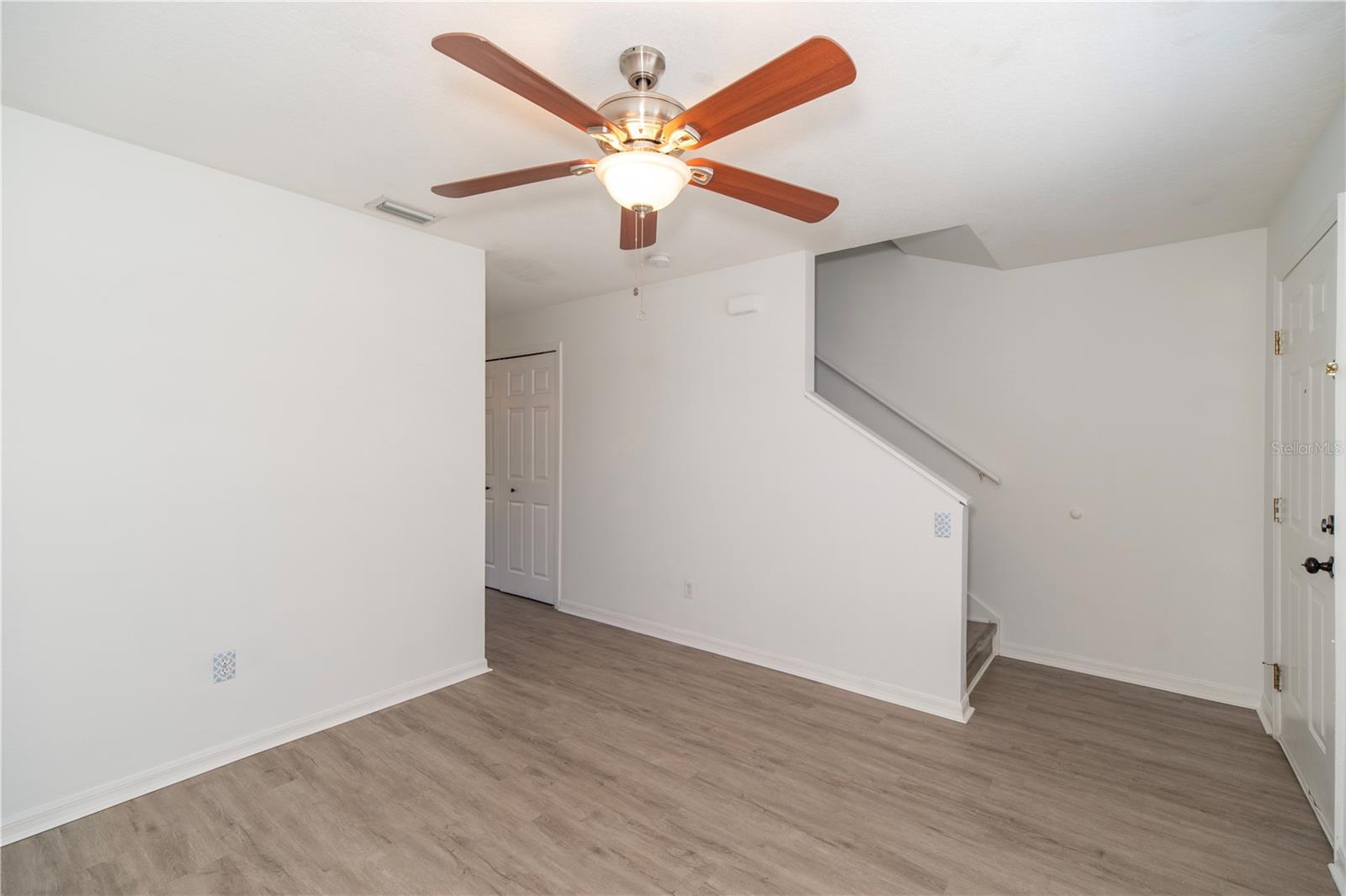 344 Cervantes Dr Property Photo 4