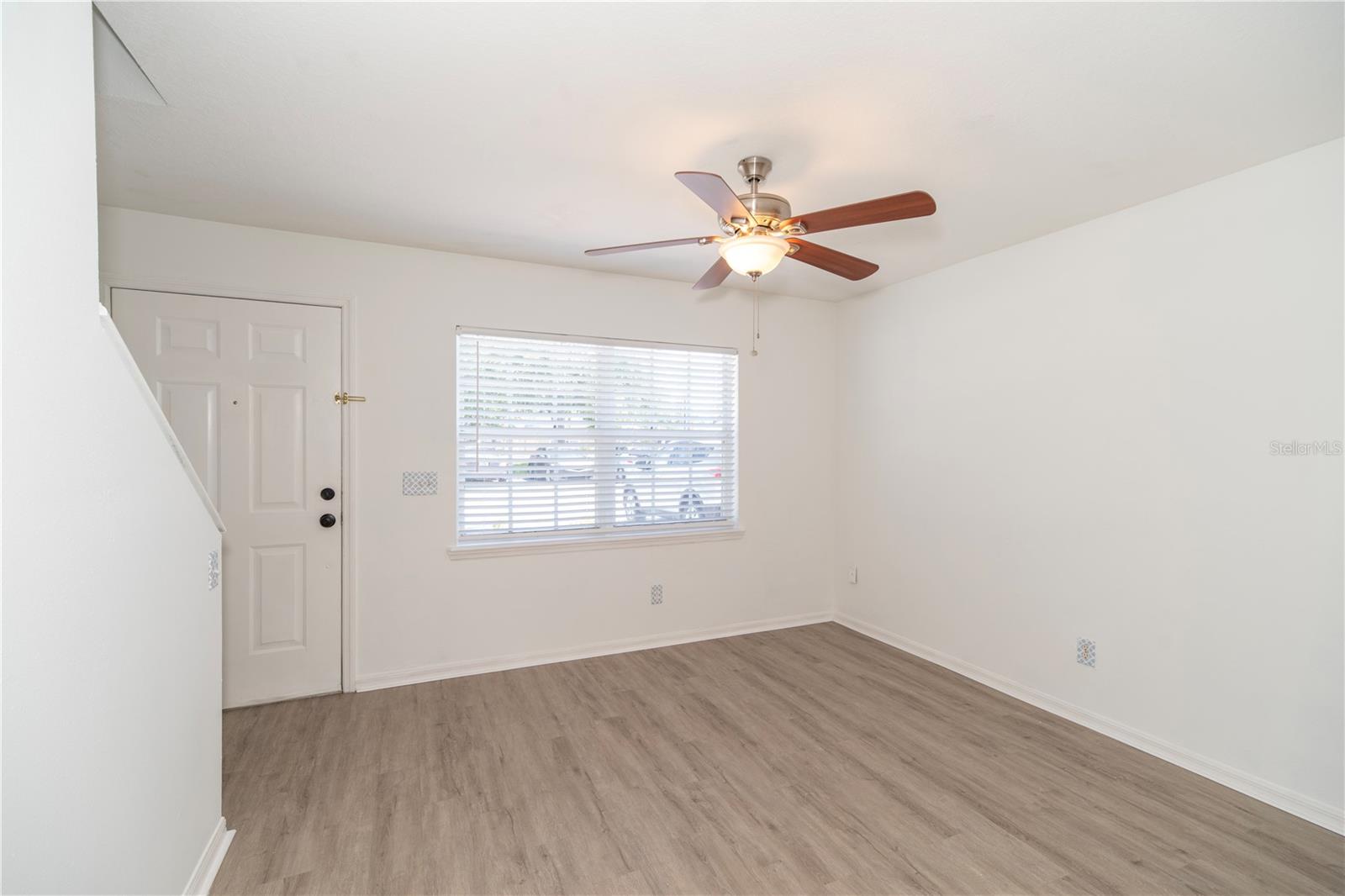 344 Cervantes Dr Property Photo 6