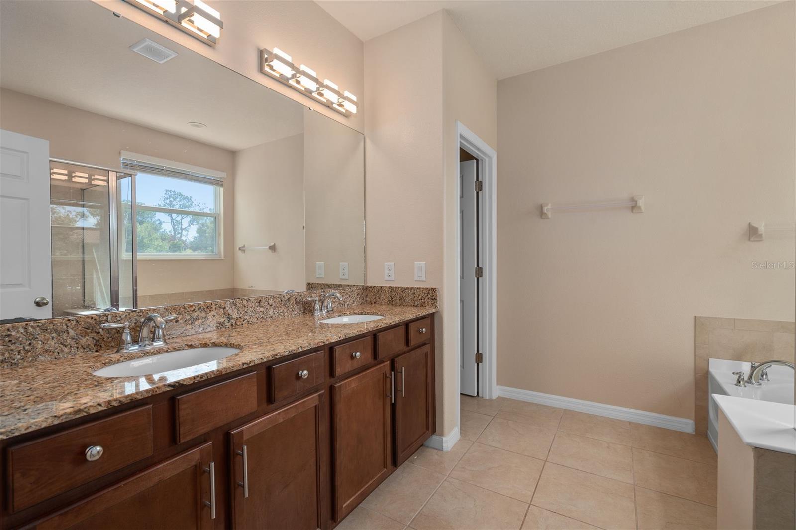 5177 Dove Tree St Property Photo 23